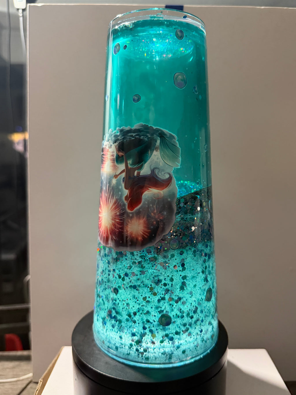 24oz TAPERED CUP - PRINCESS - ARIEL DREAMSCAPES WITH DECO LID