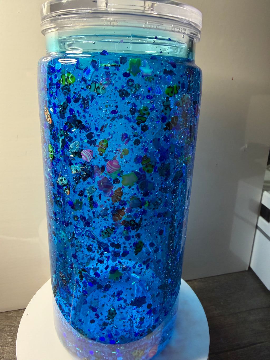 Darker blue shade Suspended Aquarium cup - 20oz Acrylic Libby
