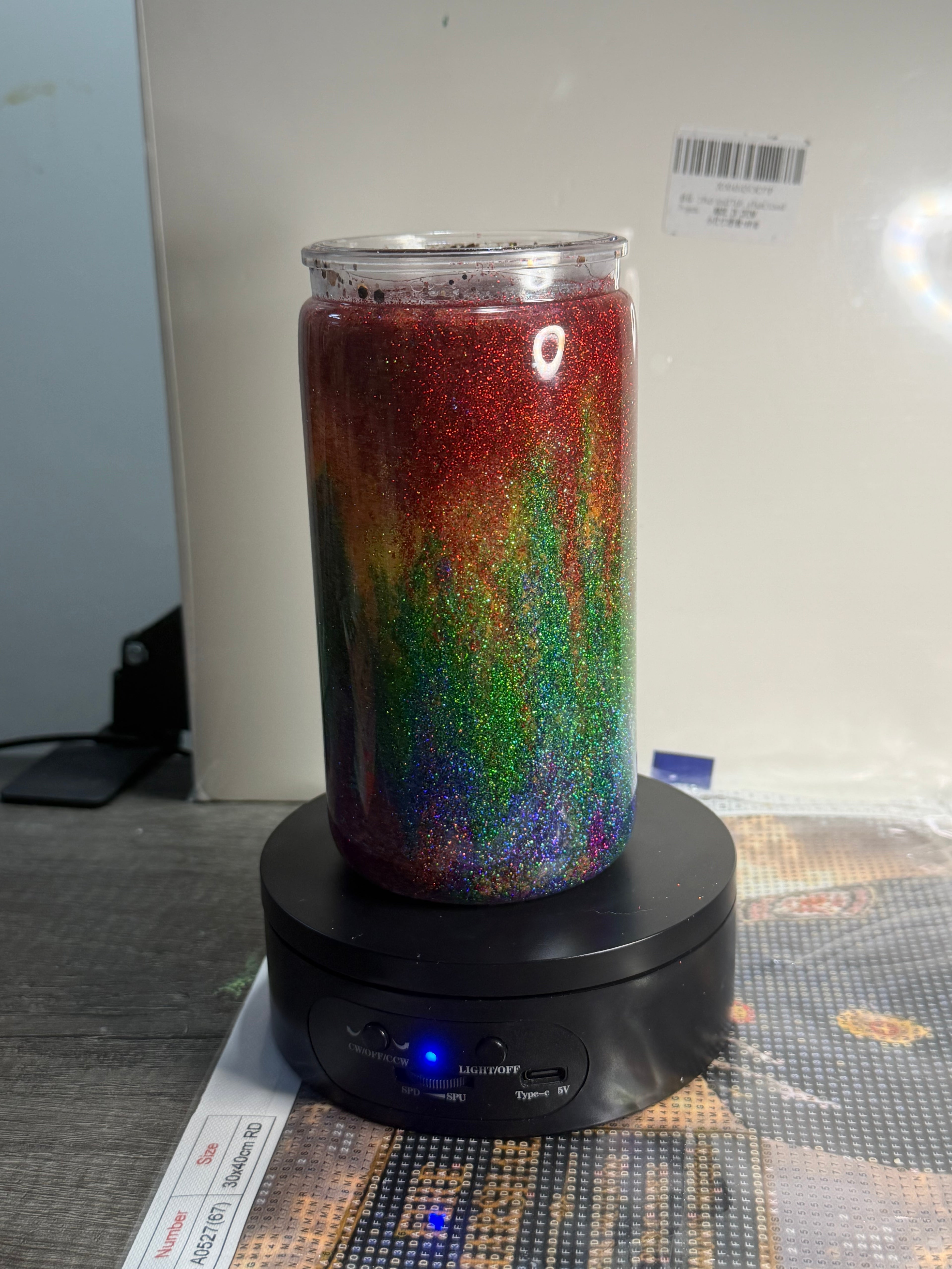 16oz LIBBY ACRYLIC - STACKED OMBRÉ RAINBOW SUSPENDED