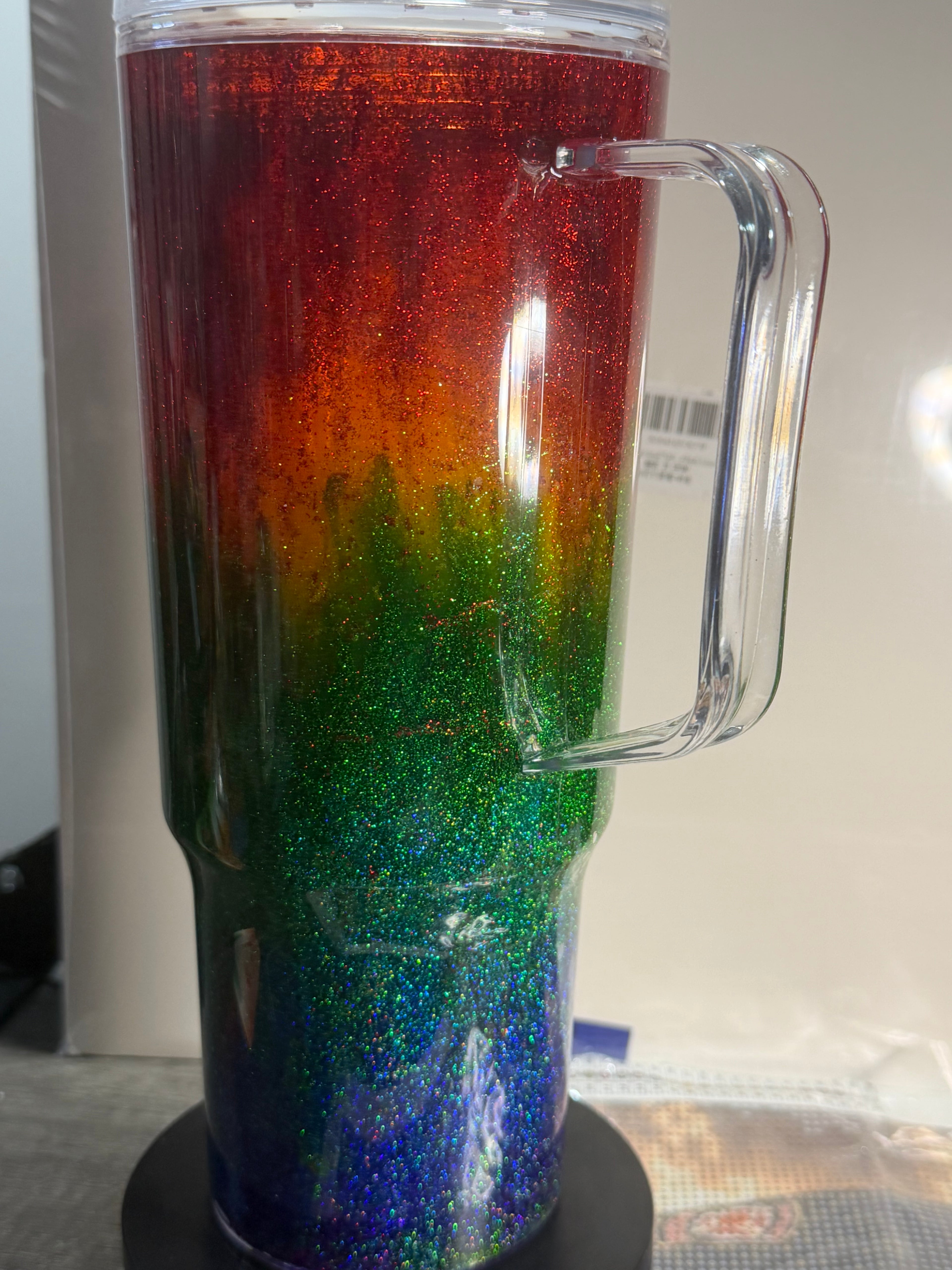 40 OZ ACRYLIC - STACKED OMBRÉ RAINBOW SUSPENDED