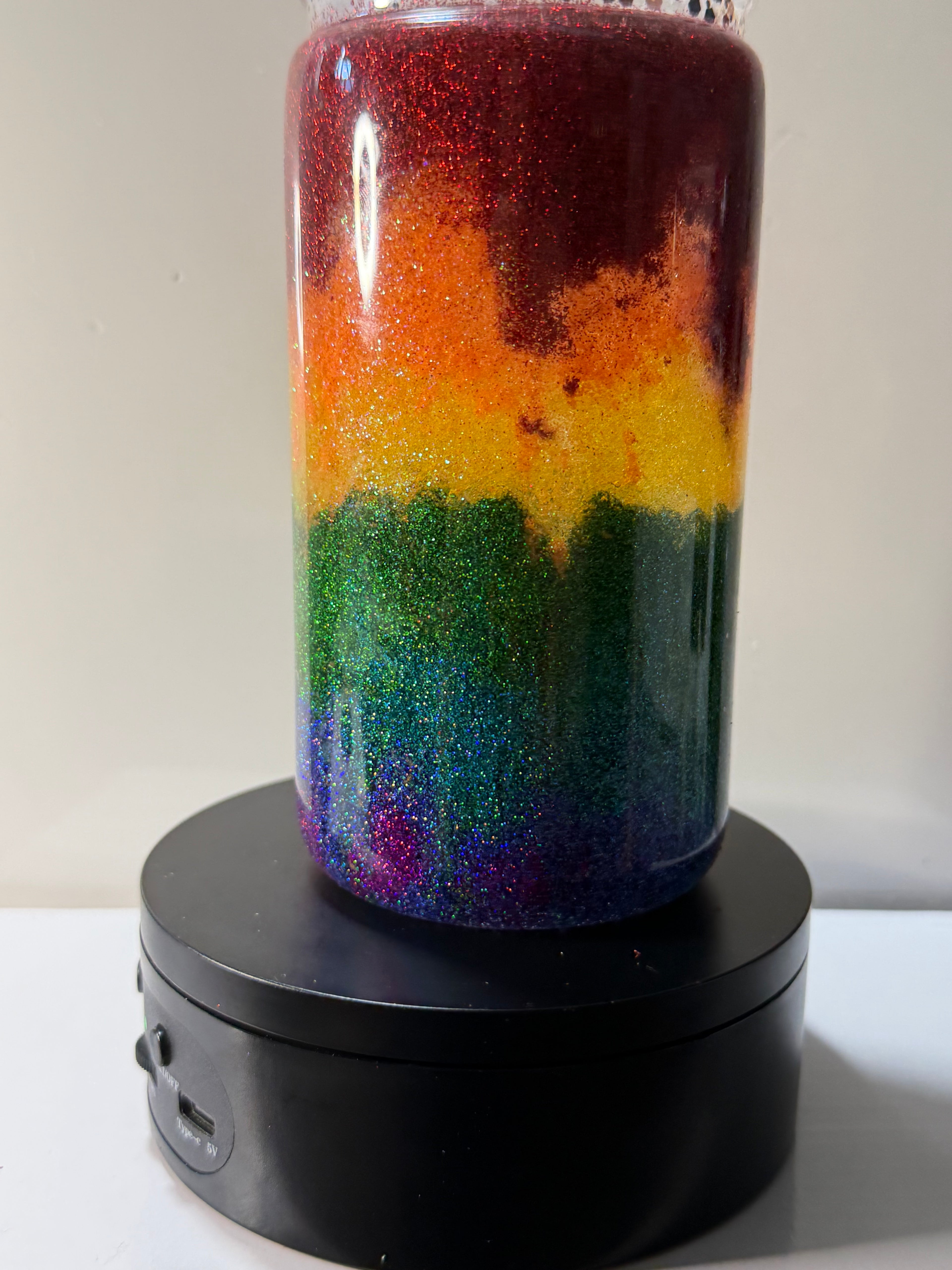 16oz LIBBY ACRYLIC - STACKED OMBRÉ RAINBOW SUSPENDED