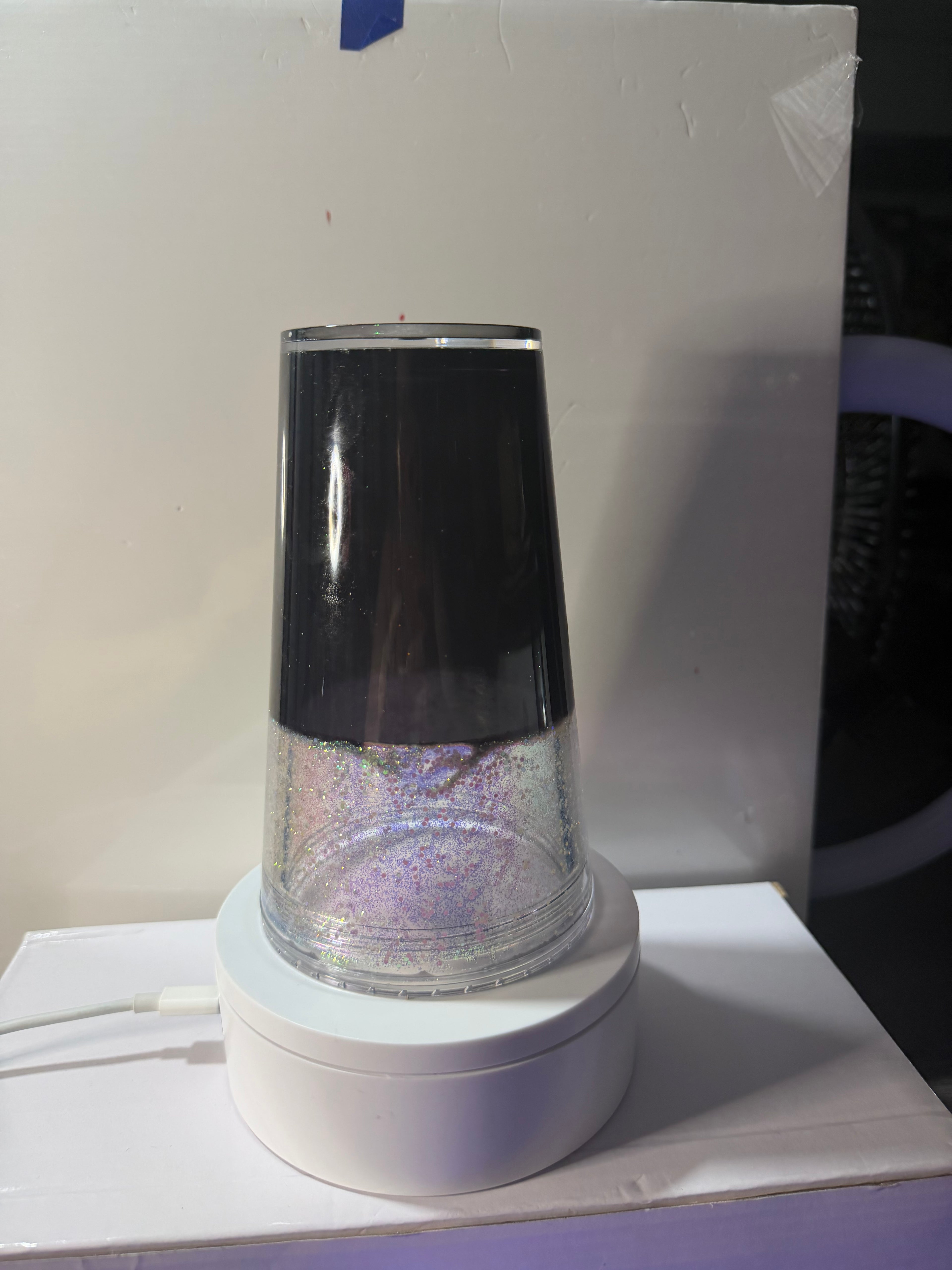 16OZ TAPERED ACRYLIC - REVERSE LAVA - GLOW IN THE DARK