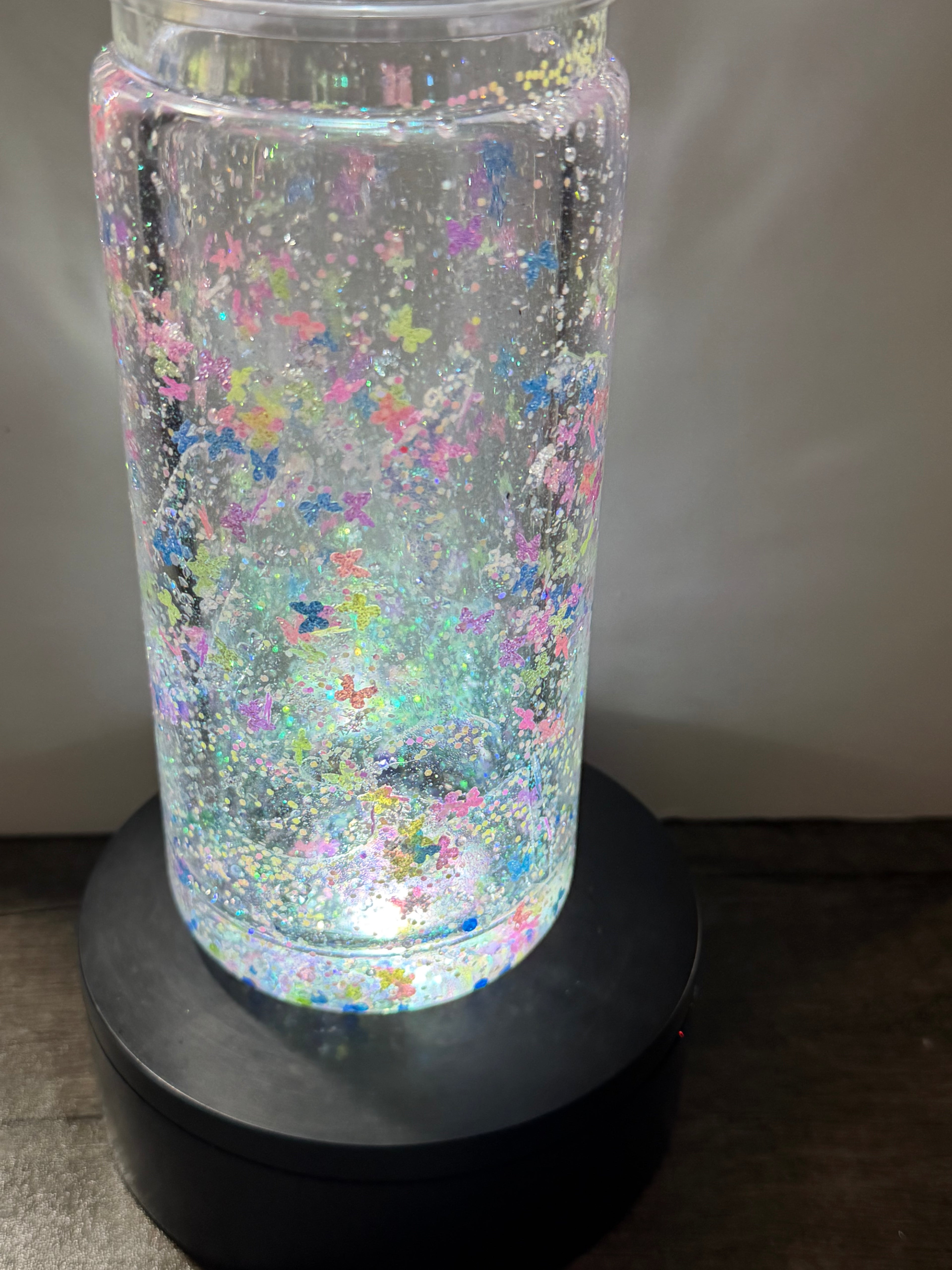 20OZ LIBBY ACRYLIC - CLEAR DUEL LAVA - DANCING BUTTERFLIES W/ DECO LID