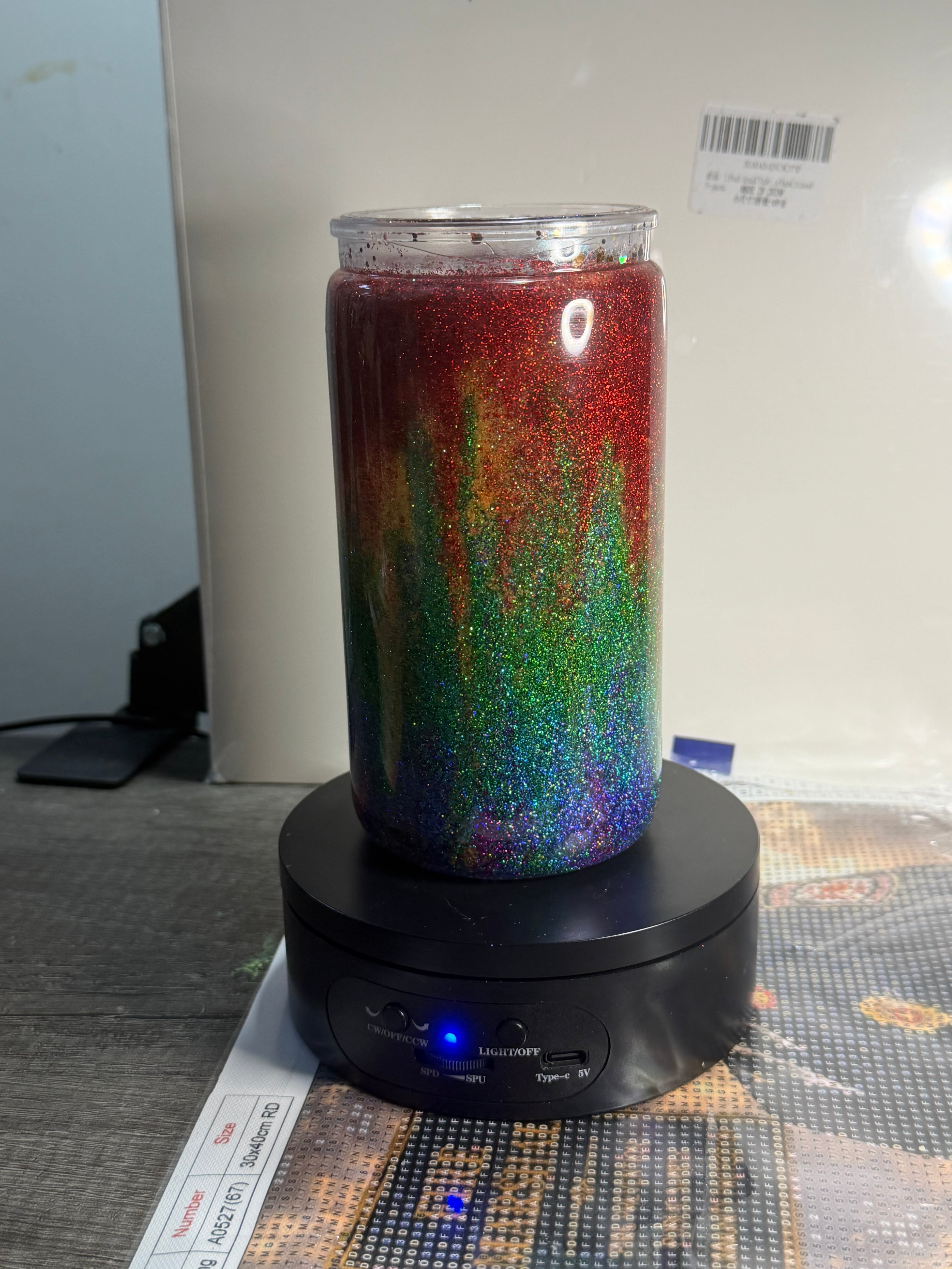 16oz LIBBY ACRYLIC - STACKED OMBRÉ RAINBOW SUSPENDED