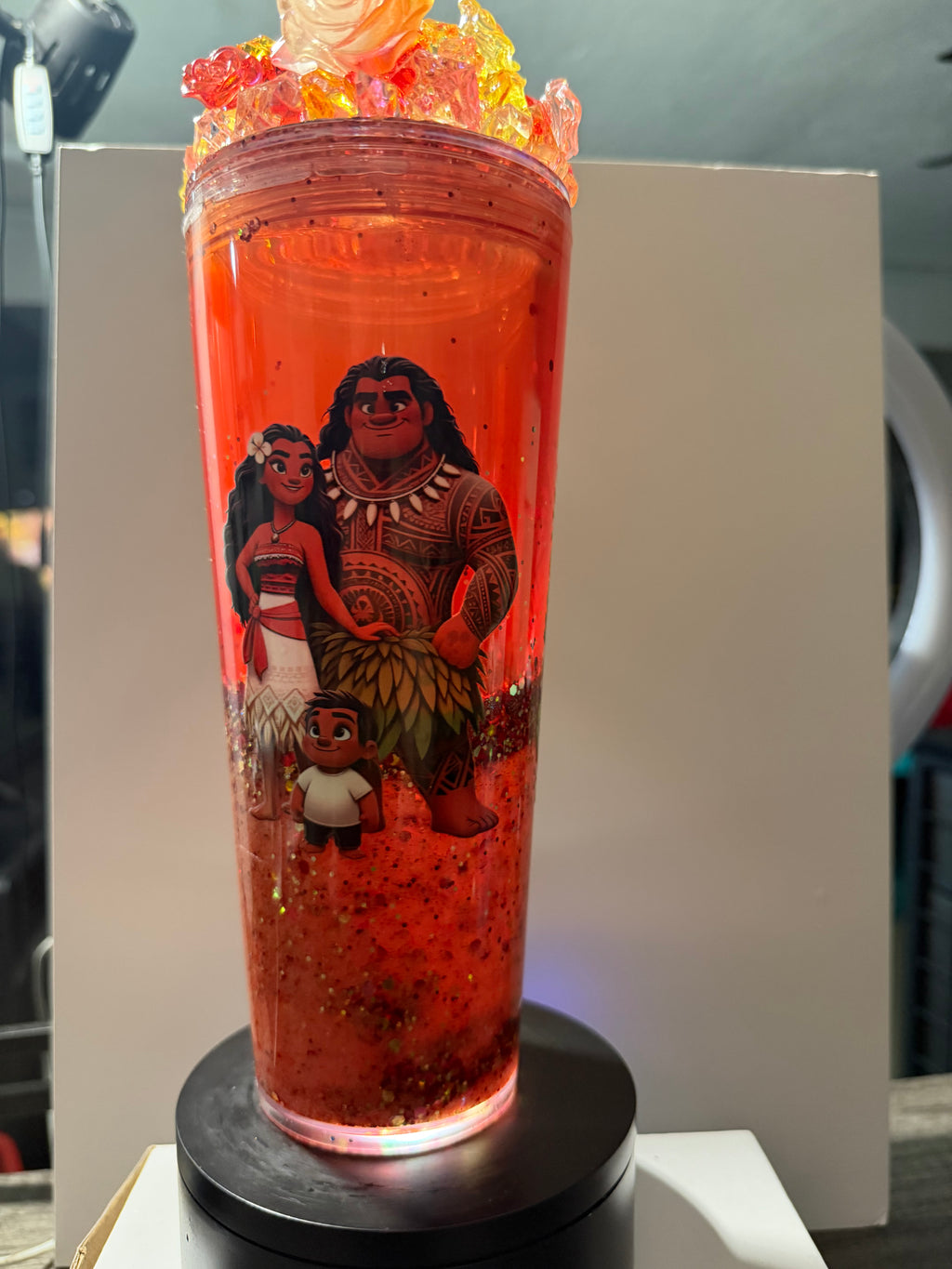 24oz TAPERED CUP - PRINCESS - MOANA - DREAMSCAPES WITH DECO LID
