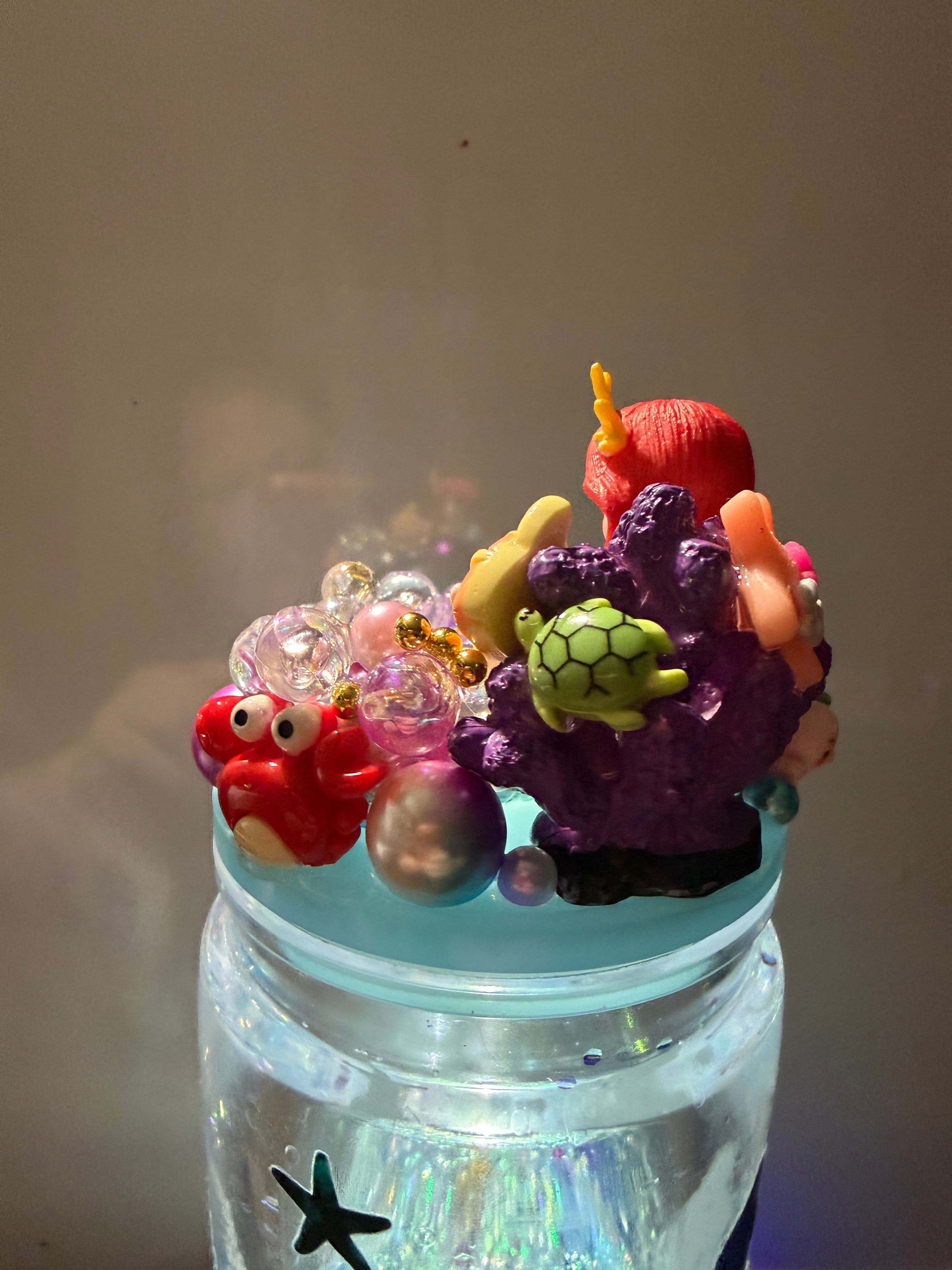 20OZ LIBBY ACRYLIC - LITTLE MERMAID DUEL LAVA WITH DECO LID