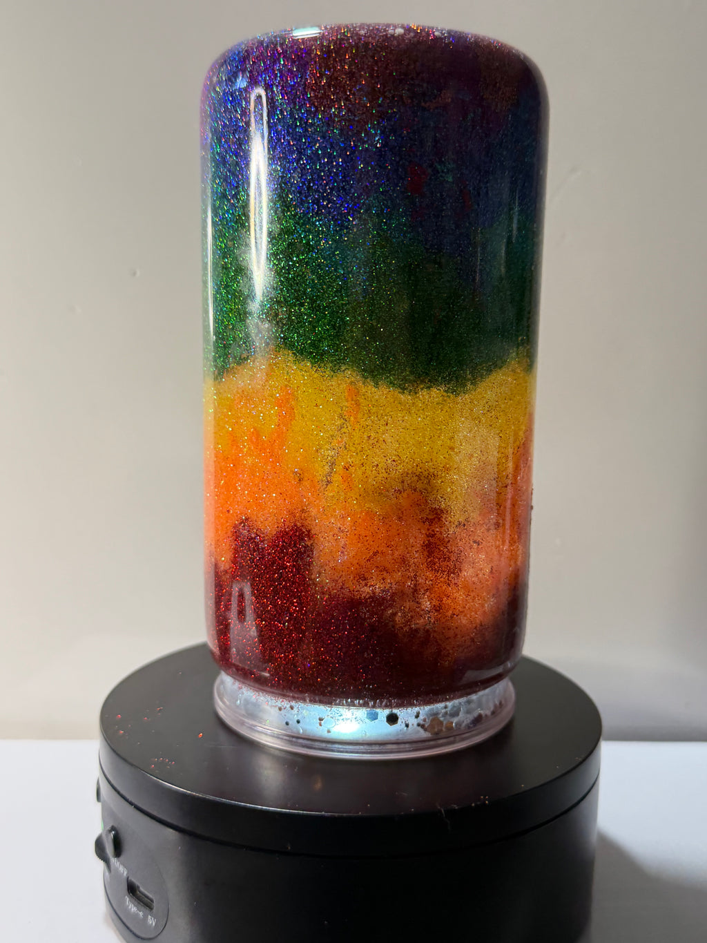 16oz LIBBY ACRYLIC - STACKED OMBRÉ RAINBOW SUSPENDED