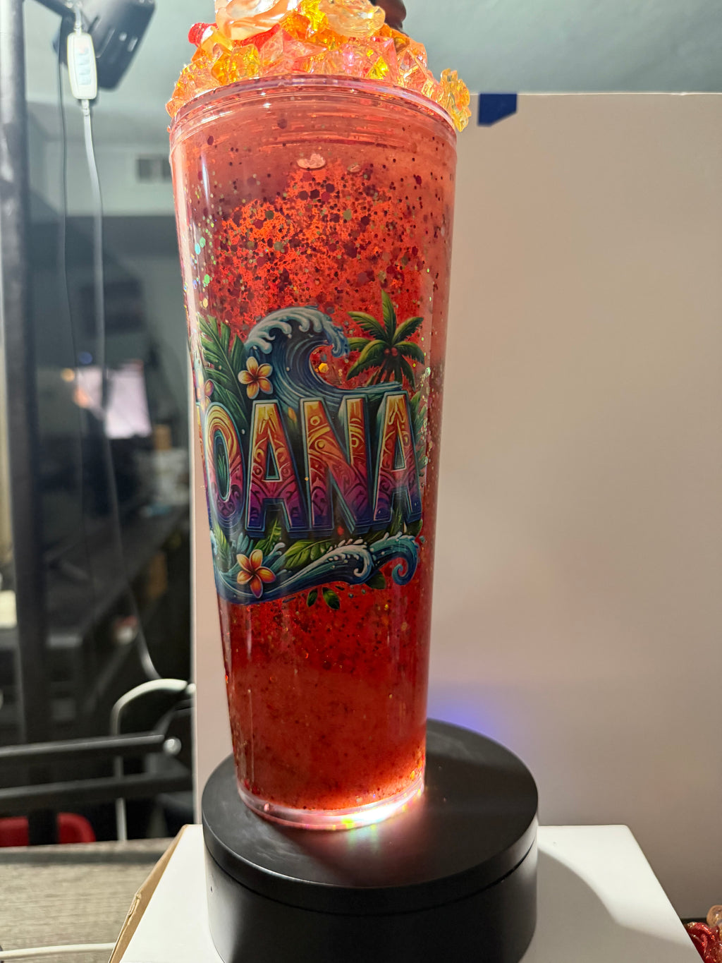 24oz TAPERED CUP - PRINCESS - MOANA - DREAMSCAPES WITH DECO LID