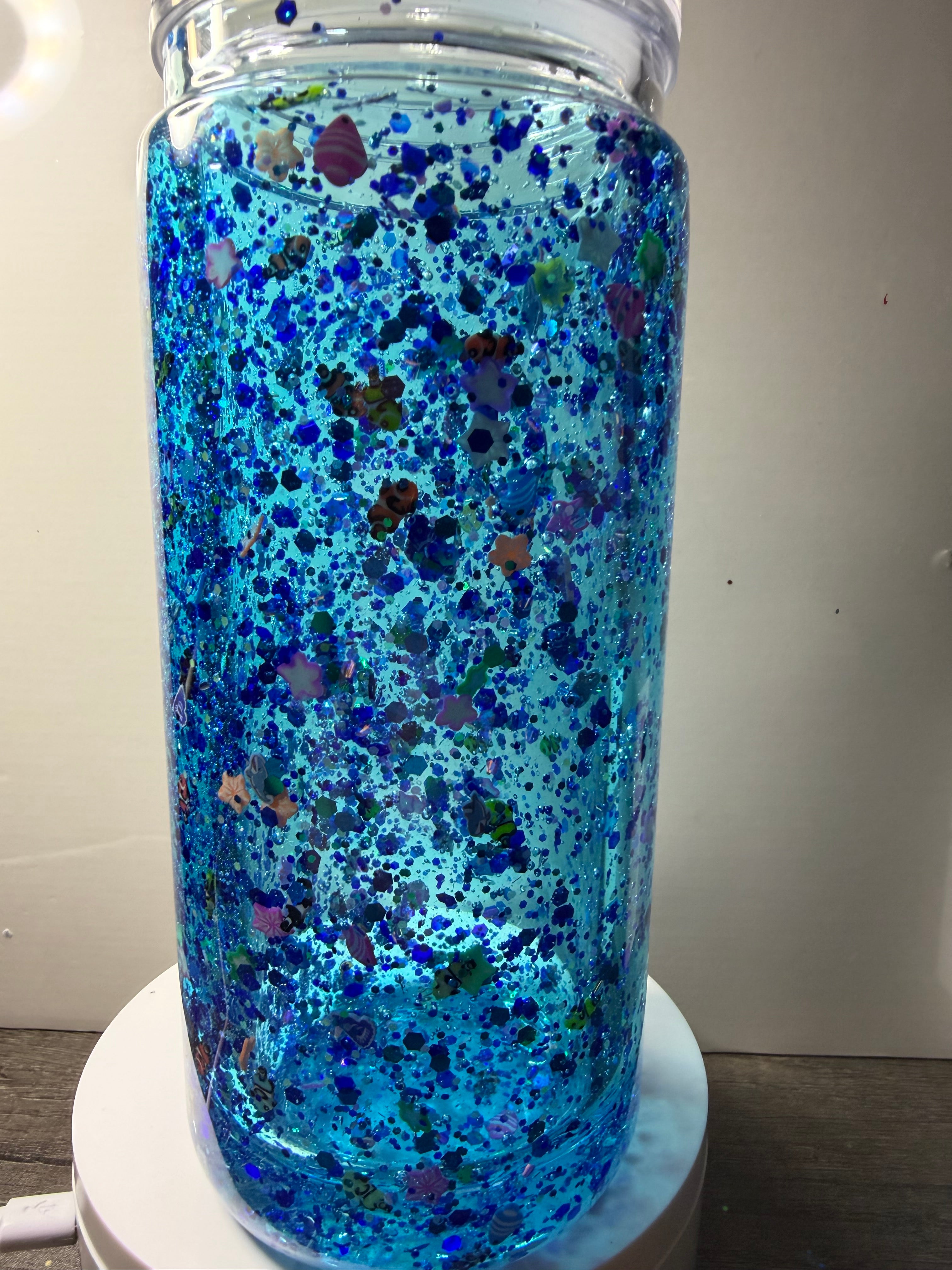 Lighter blue shade Suspended Aquarium cup - 20oz Acrylic Libby