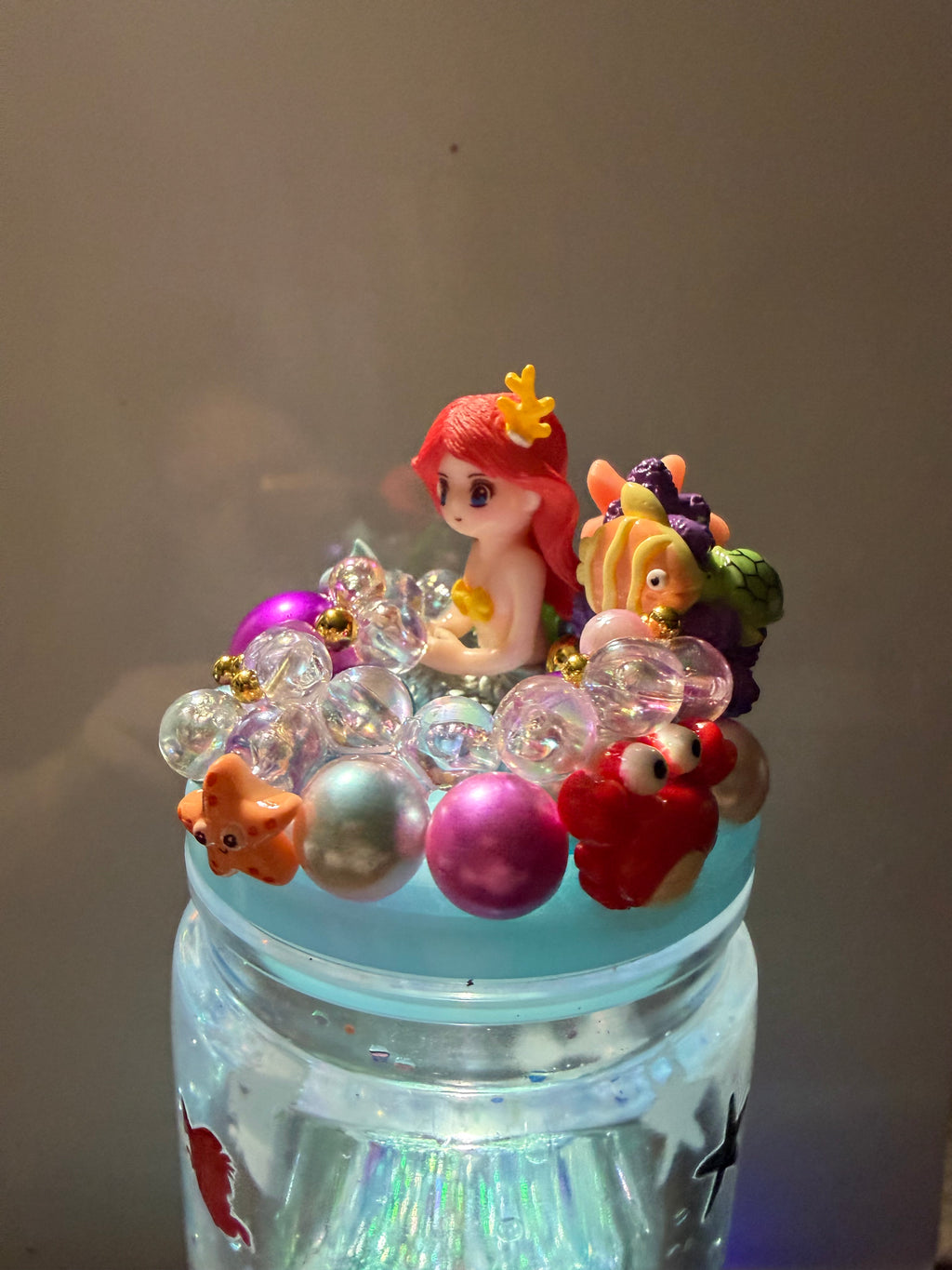 20OZ LIBBY ACRYLIC - LITTLE MERMAID DUEL LAVA WITH DECO LID