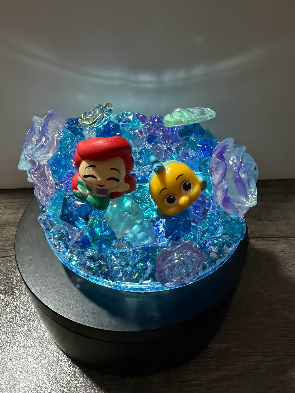 24oz TAPERED CUP - PRINCESS - ARIEL DREAMSCAPES WITH DECO LID