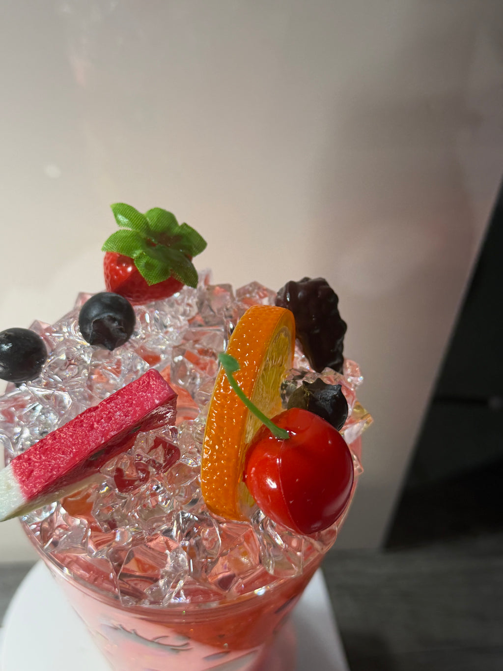 SUMMER FRUIT  - 16 OZ TAPERED CUP WITH DECO LID