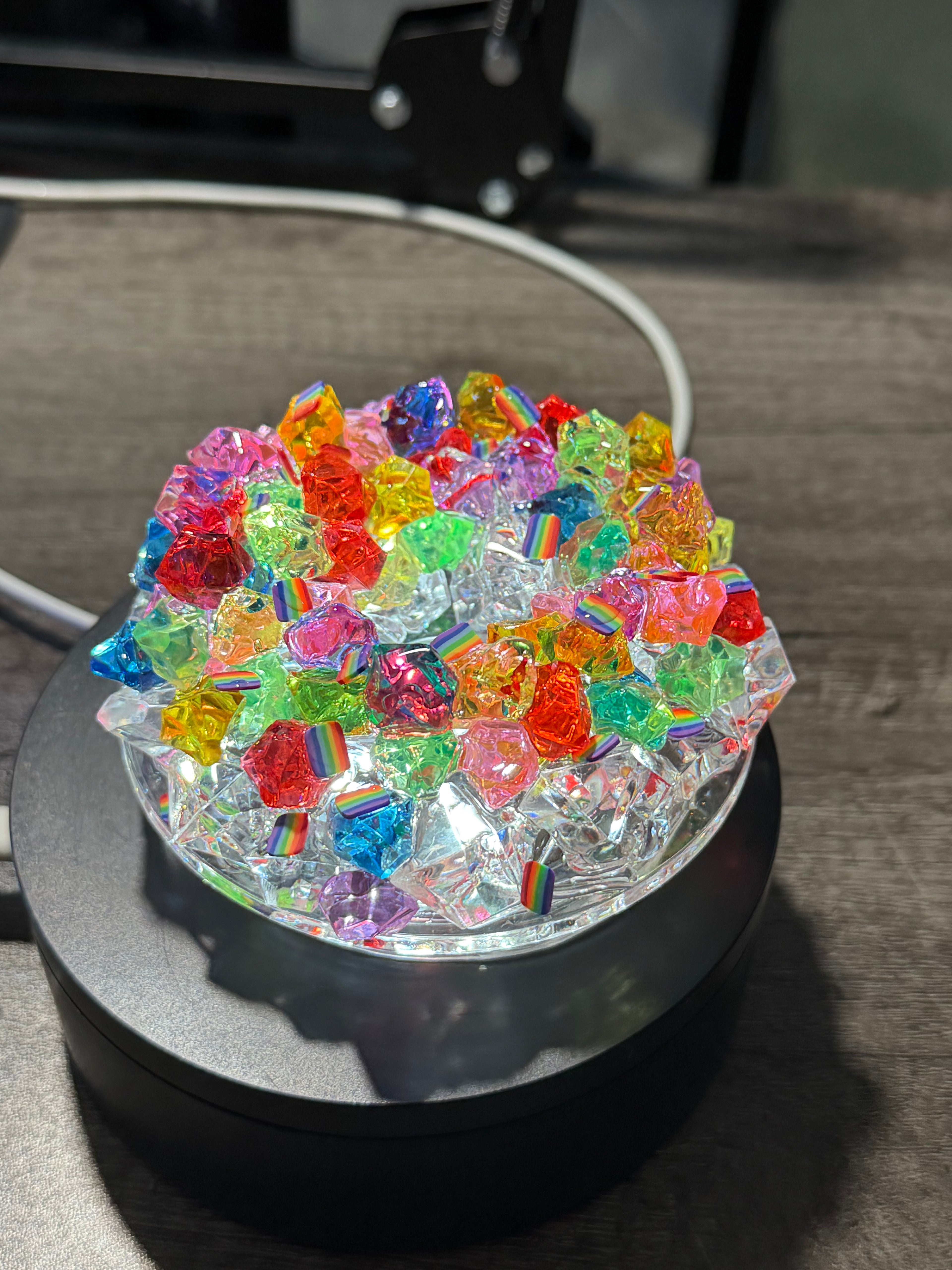 16OZ TAPERED - SAND GEODE PRIDE CUP - WITH DECO LID