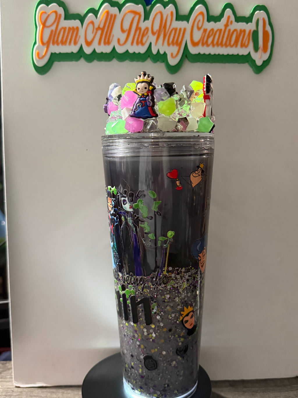 24oz TAPERED CUP - VILLAINS DREAMSCAPES CUP (GLOW) - DECO LID