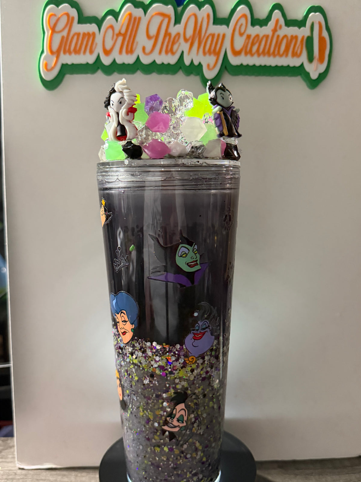 24oz TAPERED CUP - VILLAINS DREAMSCAPES CUP (GLOW) - DECO LID