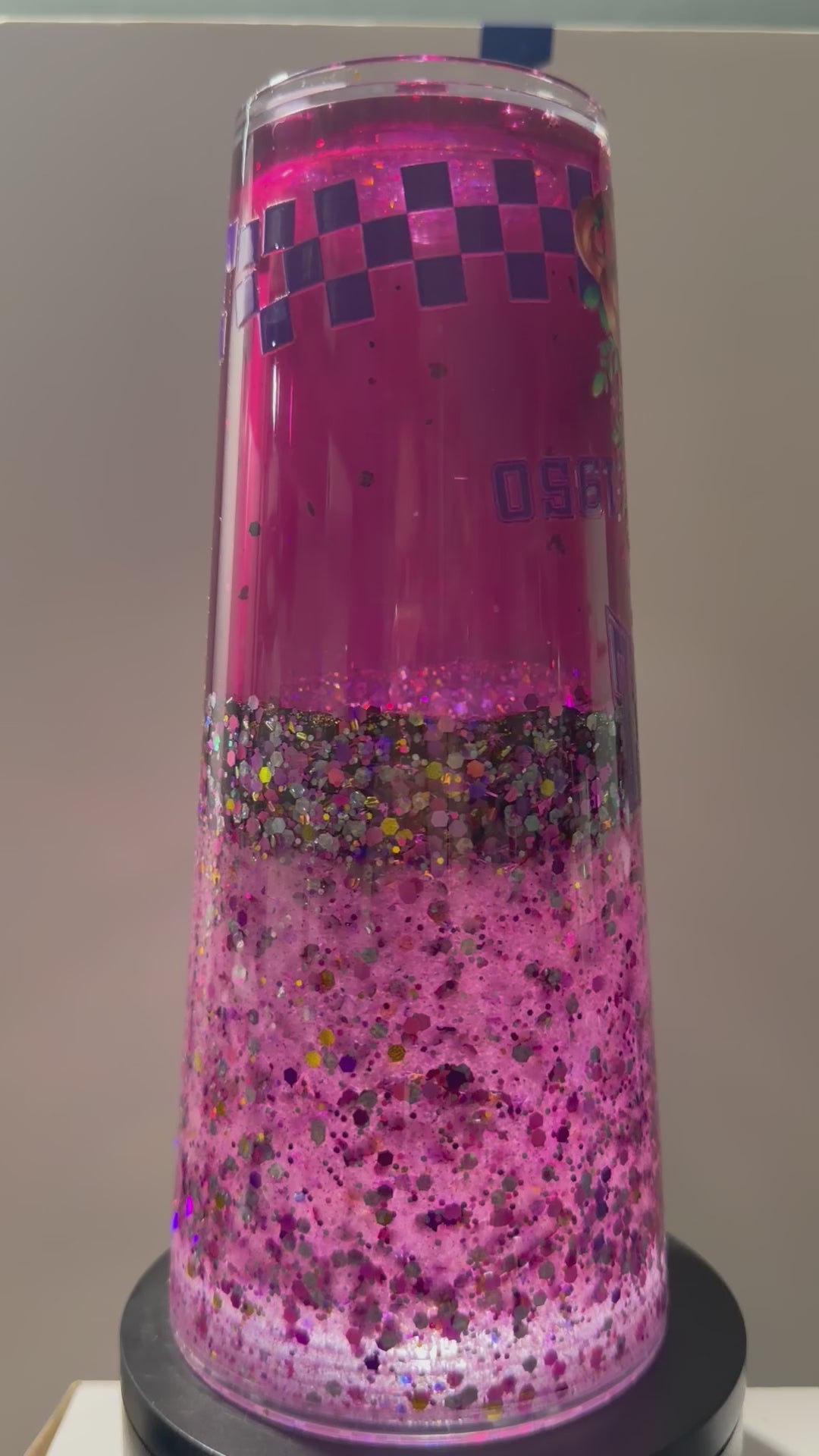 24oz TAPERED CUP - PRINCESS - RAPUNZLE - DREAMSCAPES WITH DECO LID