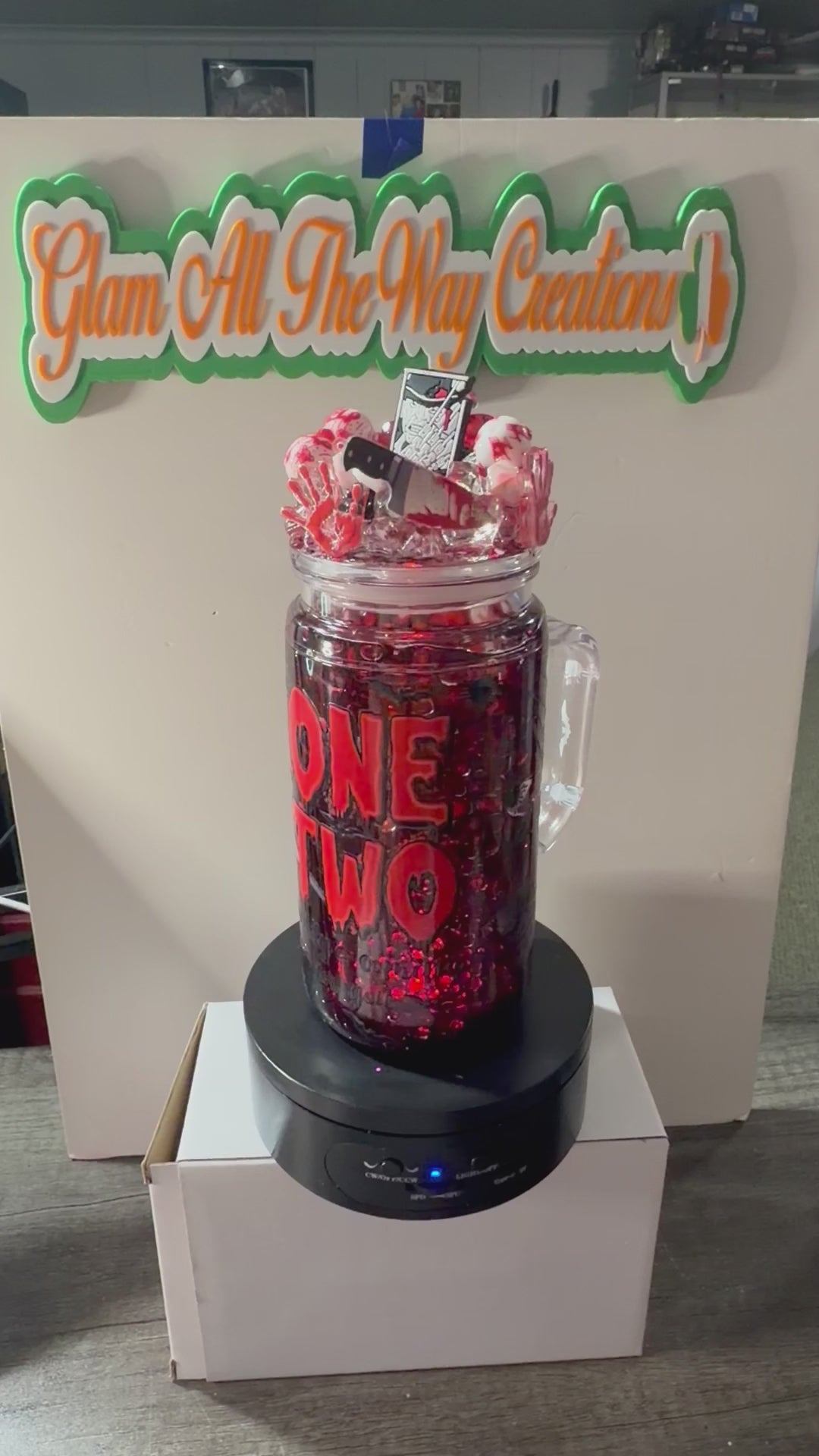 16oz LIBBY HANDLED ACRYLIC - COAGULATED BLOOD FREDDY KRUGER CUP - DECO LID