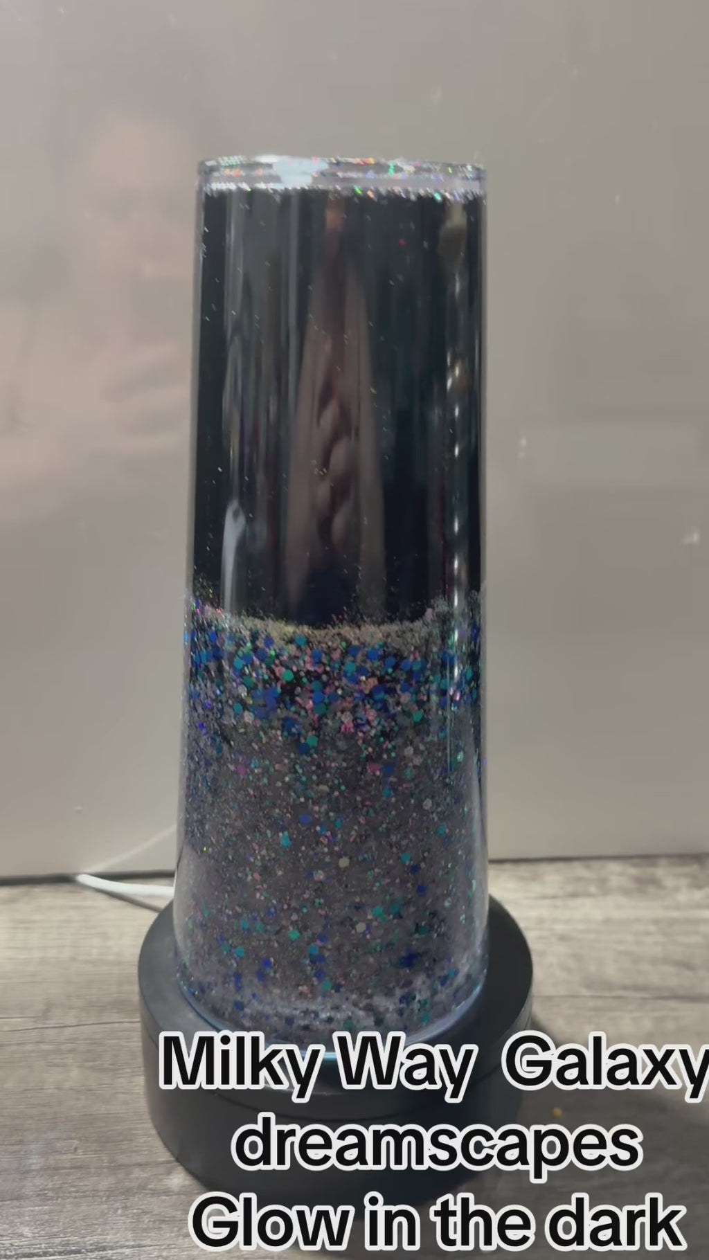 24oz TAPERED CUP - MILKYWAY GALAXAY (GLOW IN THE DARK) - DREAMSCAPES - WITH DECO LID