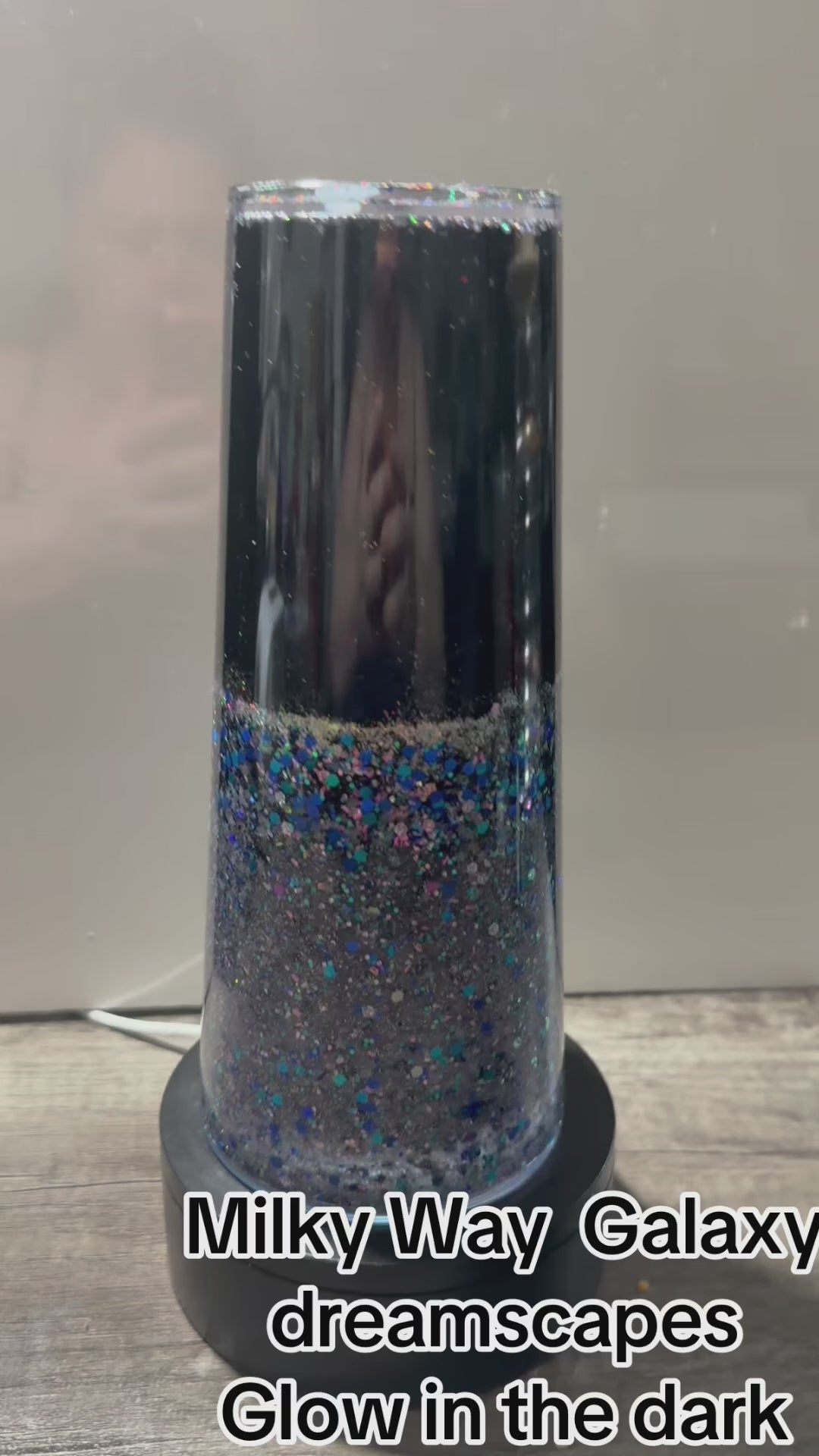 24oz TAPERED CUP - MILKYWAY GALAXAY (GLOW IN THE DARK) - DREAMSCAPES - WITH DECO LID